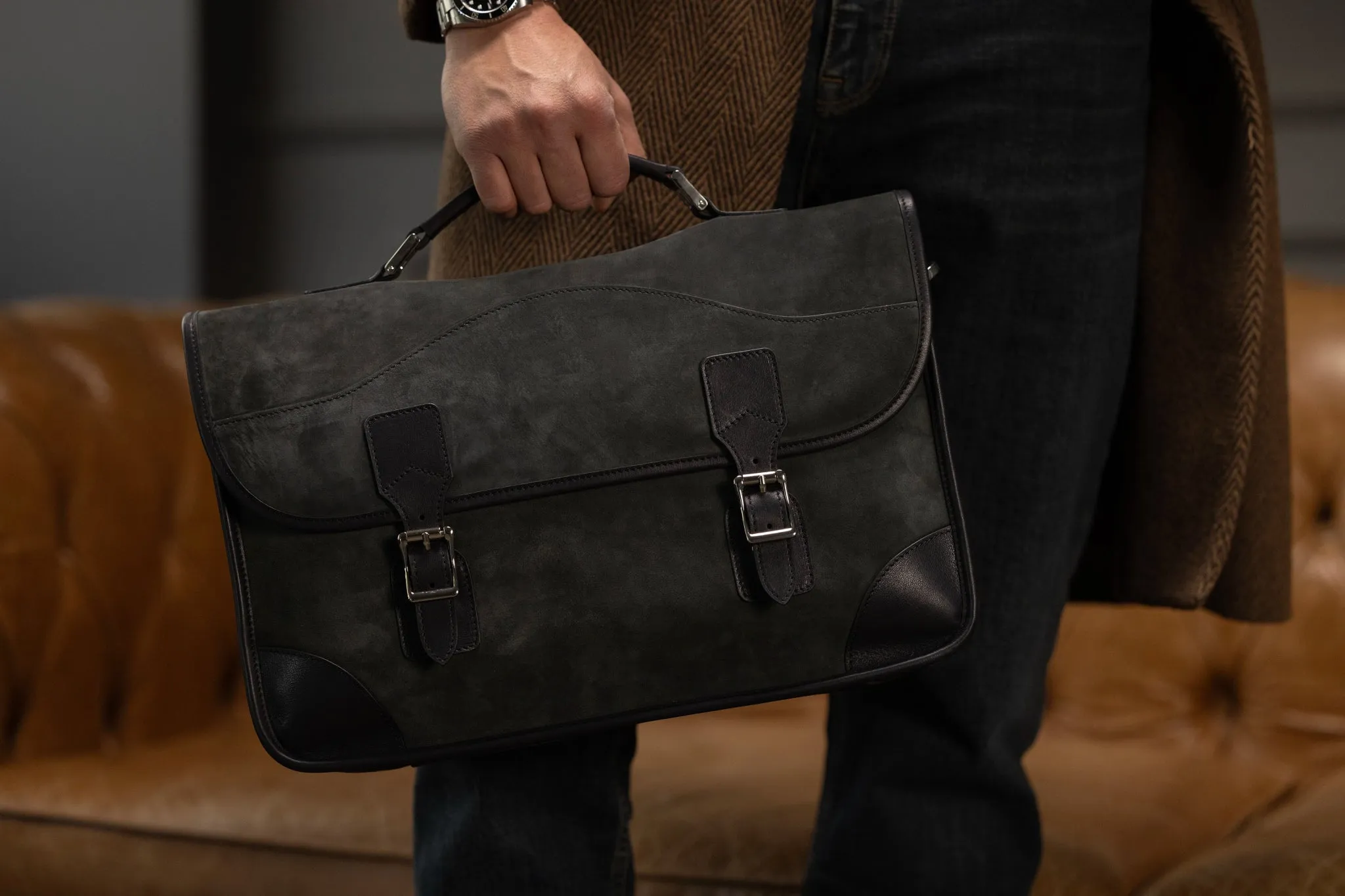 Messenger Bag - Nubuck Black